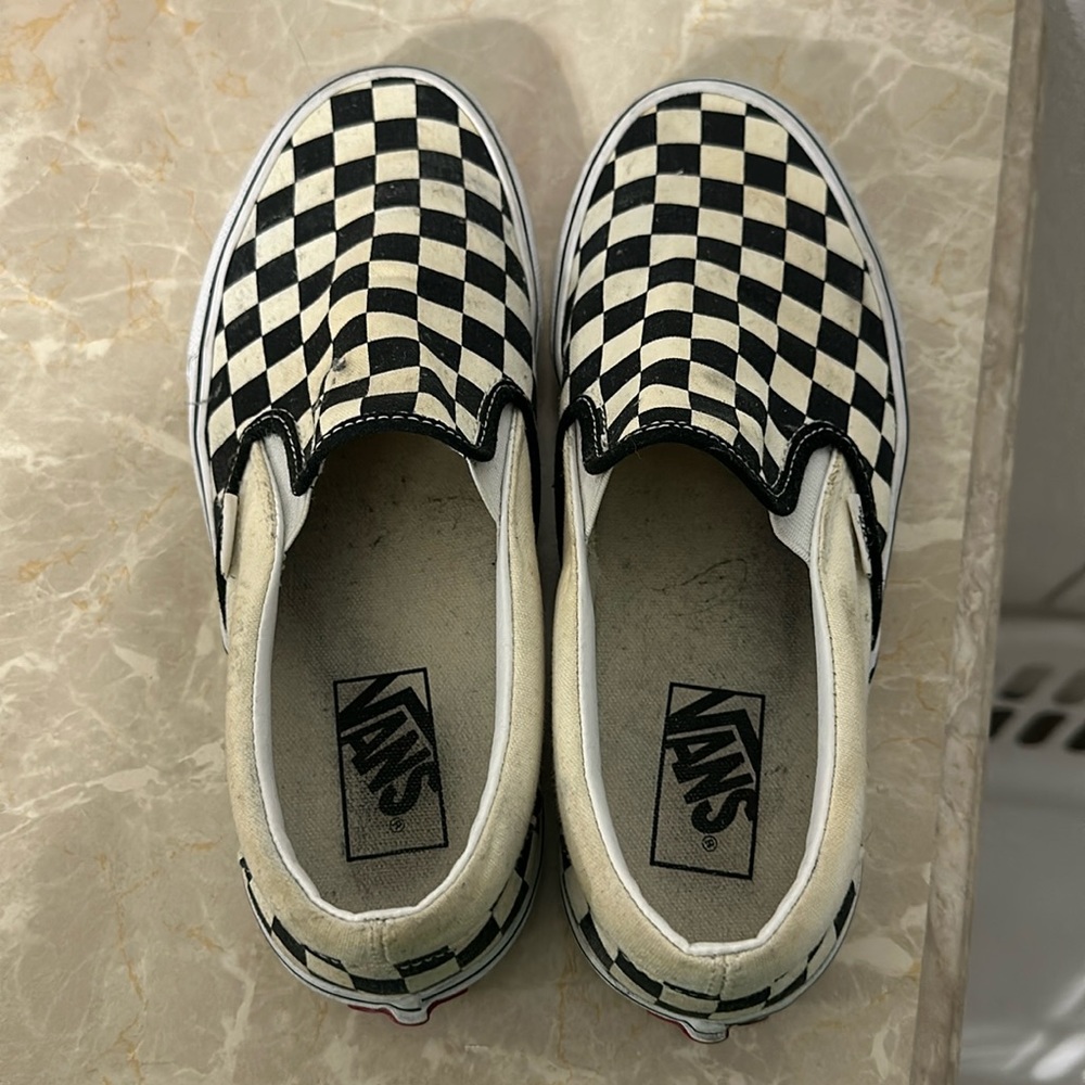 Woman’s van multi checkered